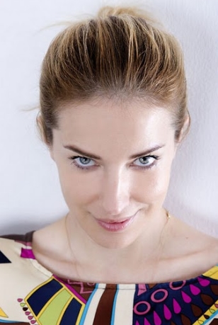 burcu esmersoy7-2f0.jpg